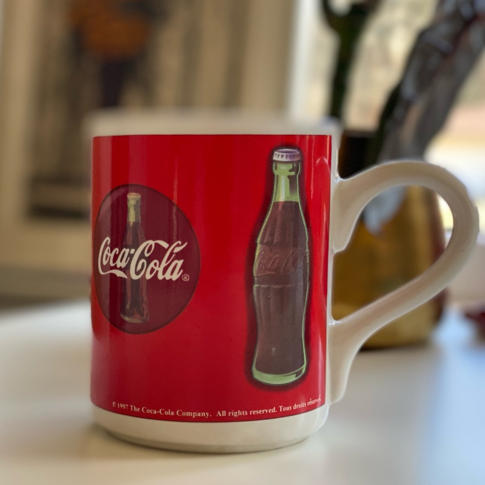 1997 COCA COLA MUG (NEW)